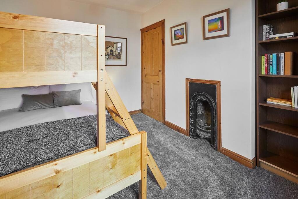Villa Oswy Street, Whitby. Sleeps Up To 7 Guests Exterior foto